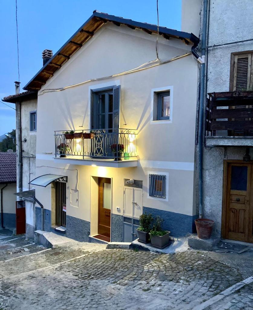 Piccola Dimora Accogliente E Molto Panoramica Villa Tagliacozzo Eksteriør billede